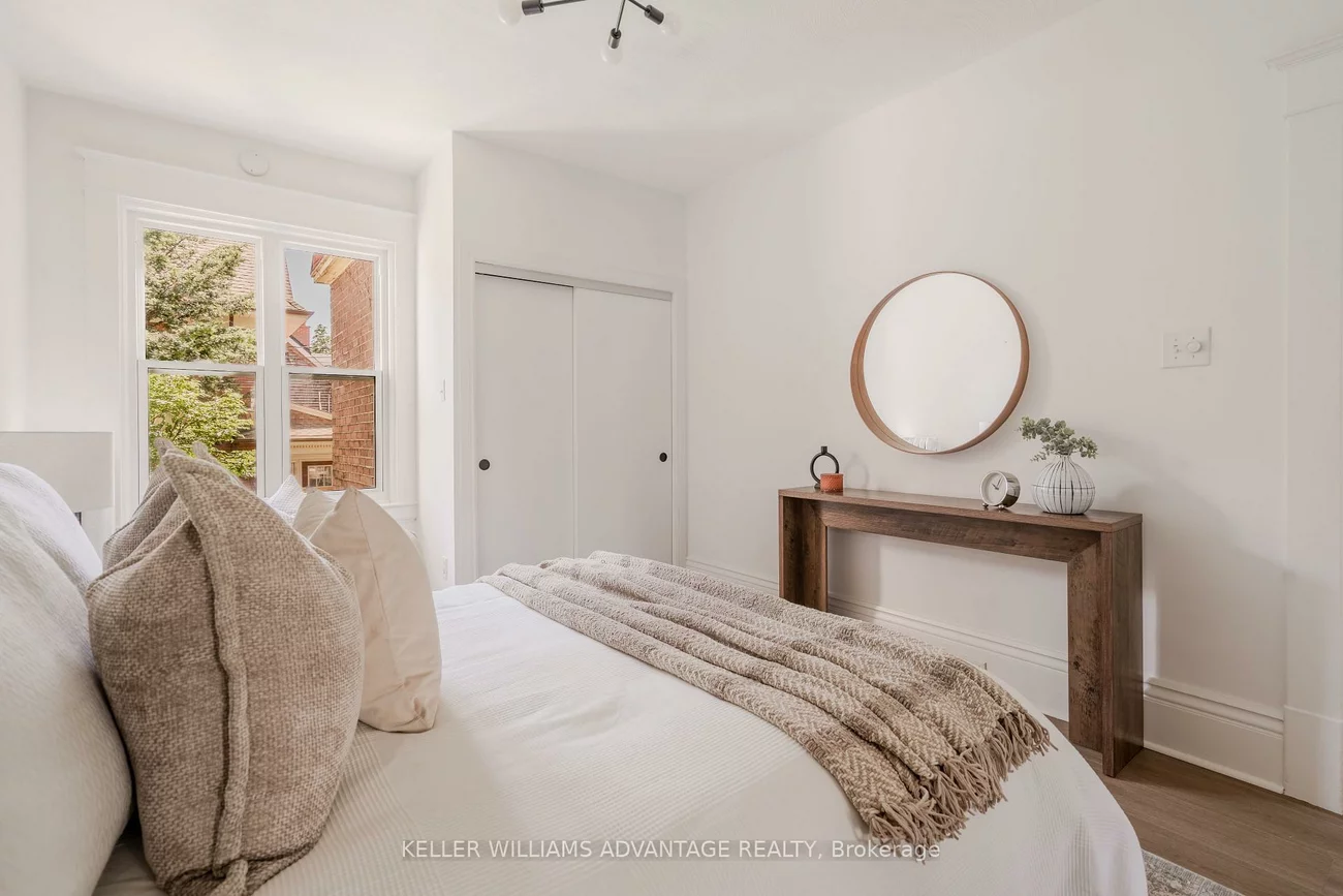 3, Columbine, The Beaches, Toronto