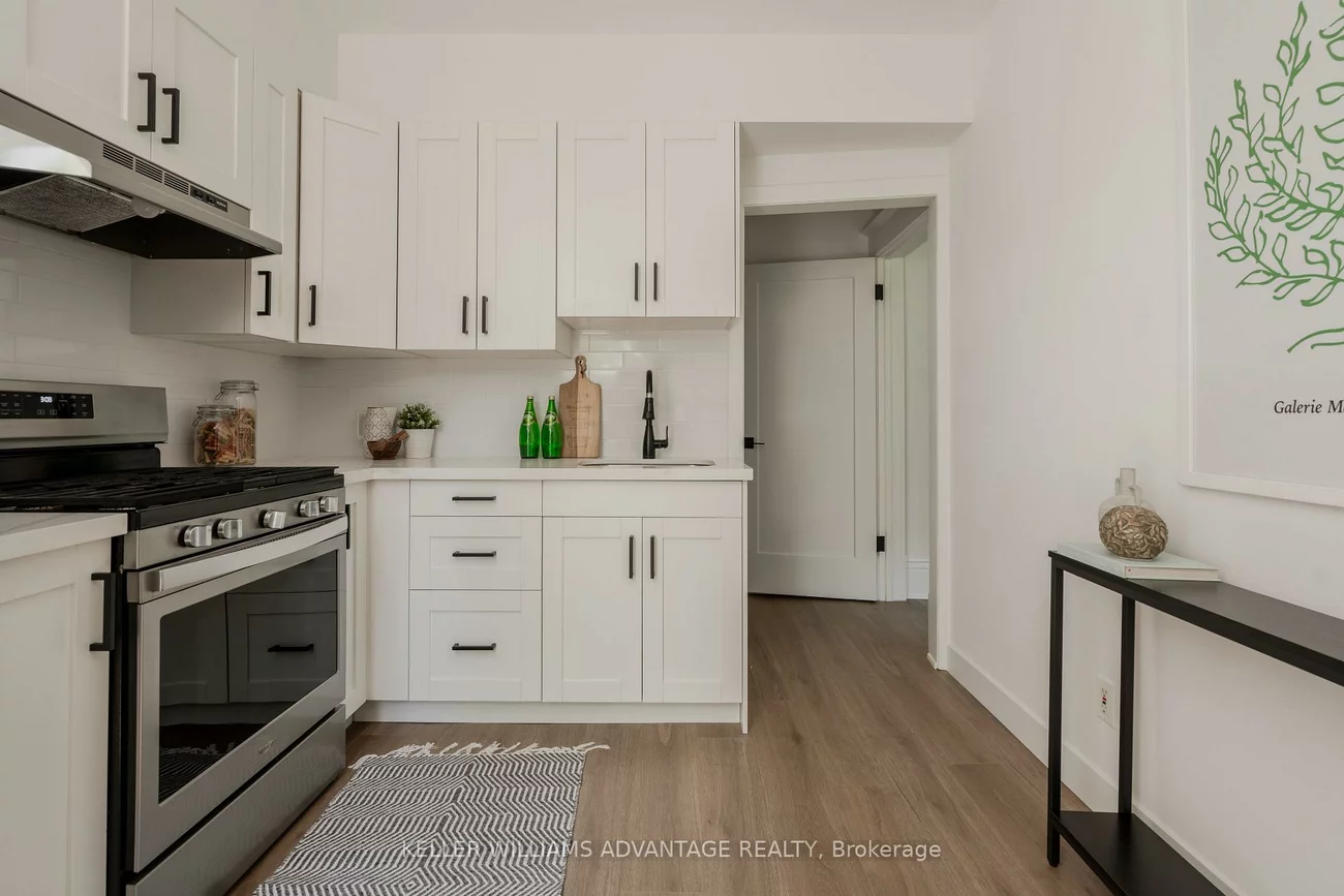 3, Columbine, The Beaches, Toronto