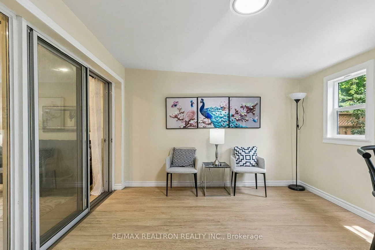 25, Whiteleas, Malvern, Toronto