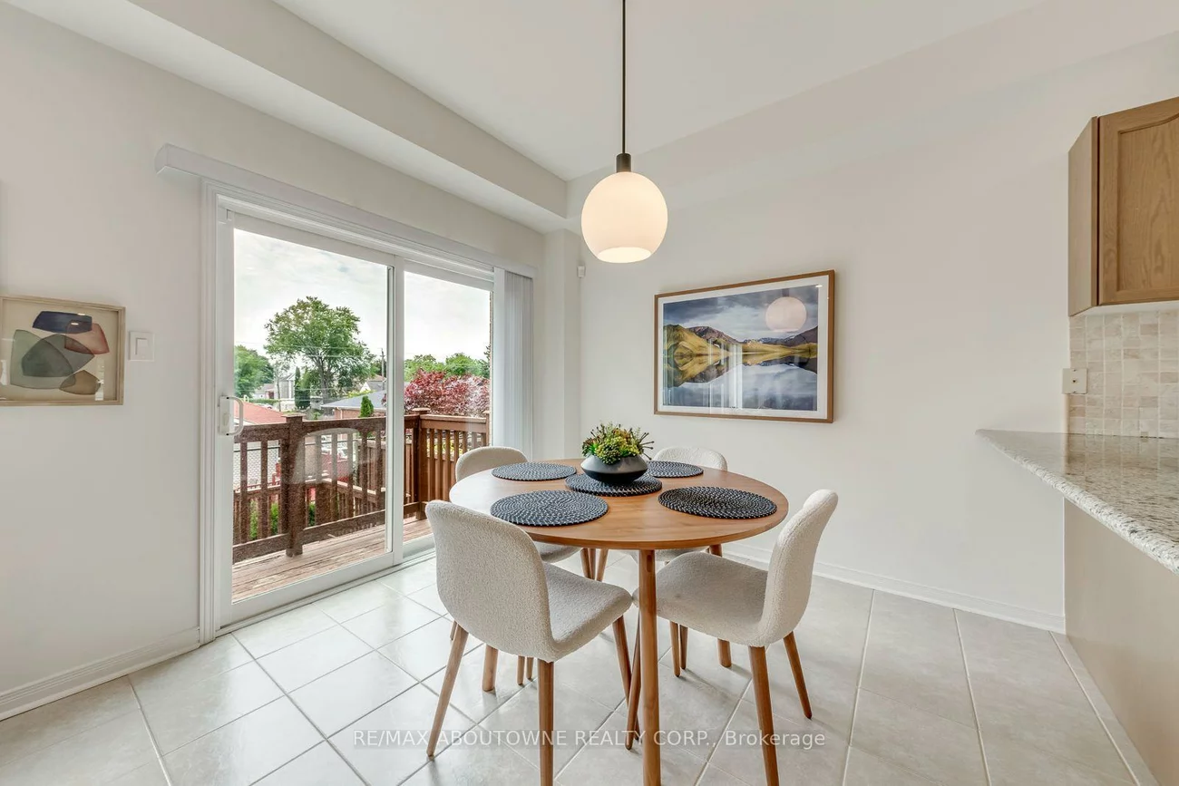 54, Dairy, Clairlea-Birchmount, Toronto