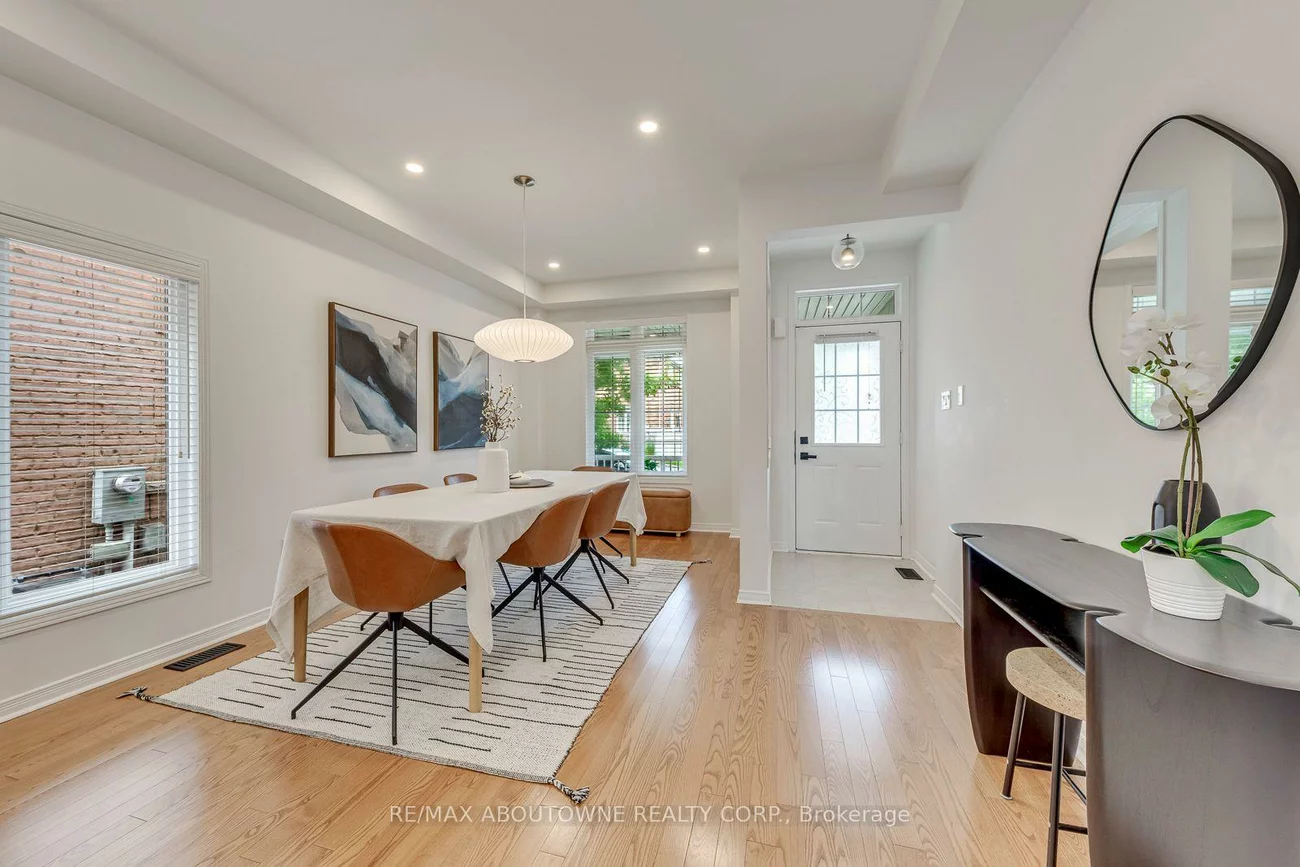 54, Dairy, Clairlea-Birchmount, Toronto