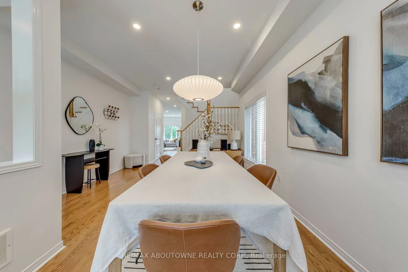 54, Dairy, Clairlea-Birchmount, Toronto