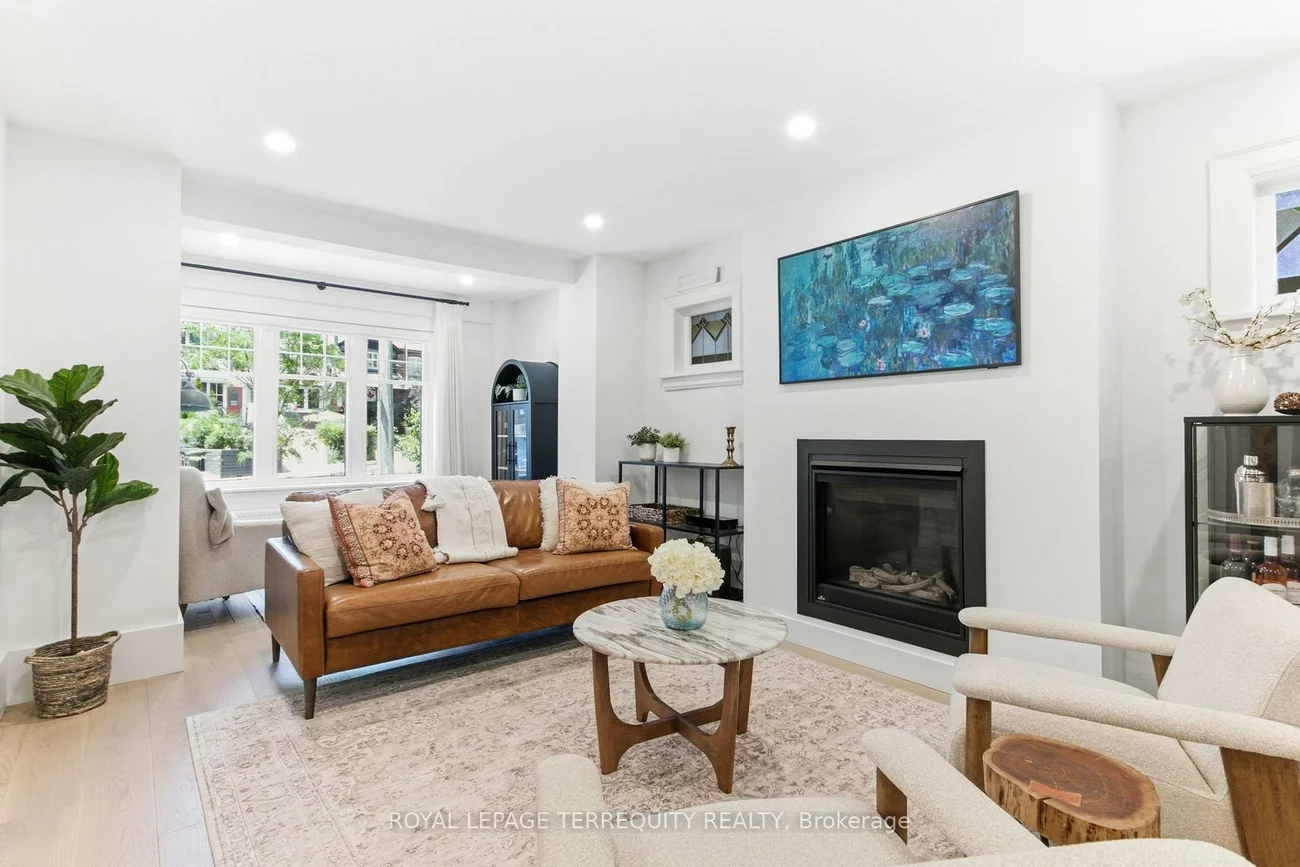 1775, Gerrard, Woodbine Corridor, Toronto