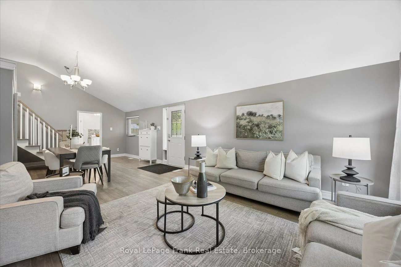 2, Rosswood, Bendale, Toronto