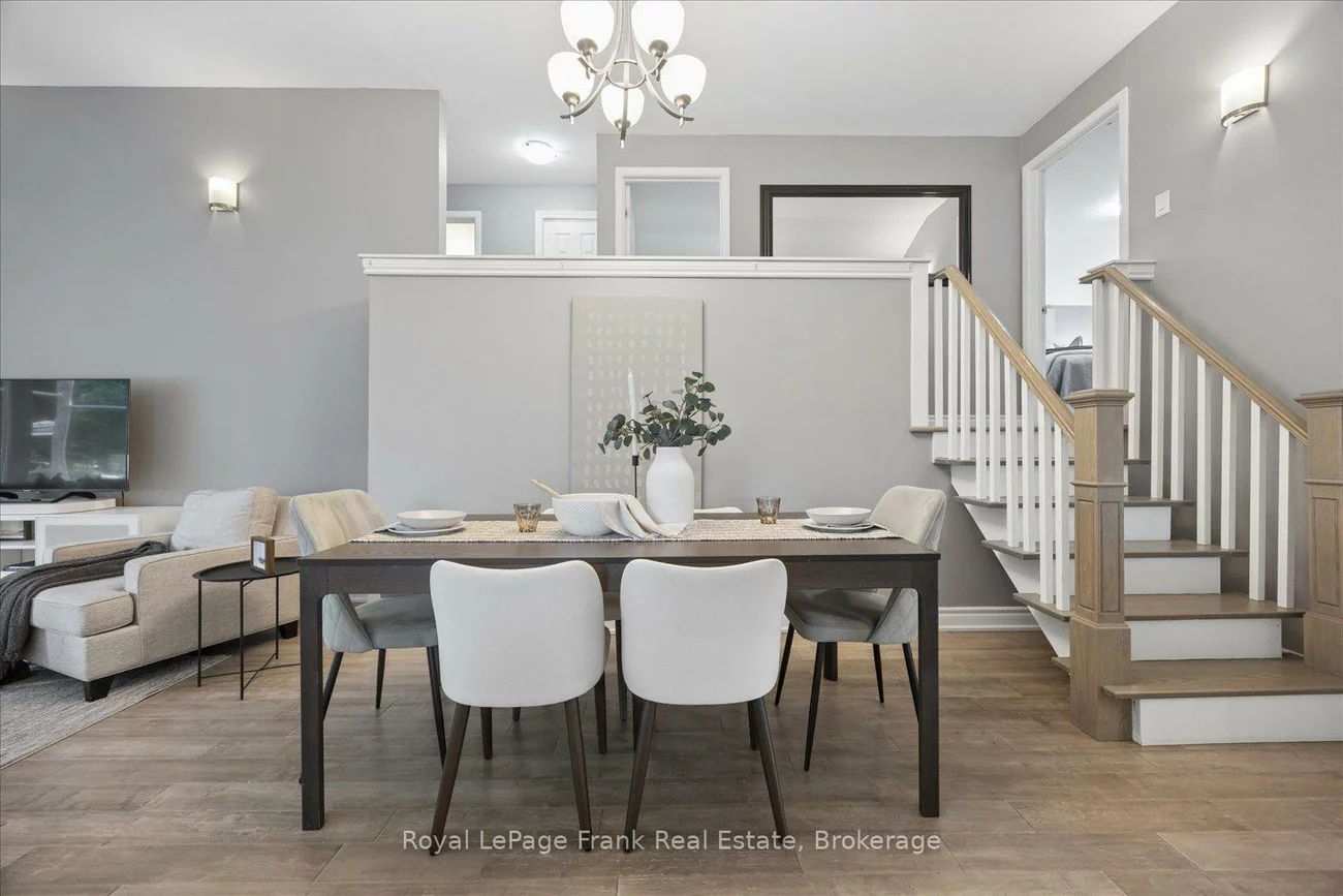 2, Rosswood, Bendale, Toronto