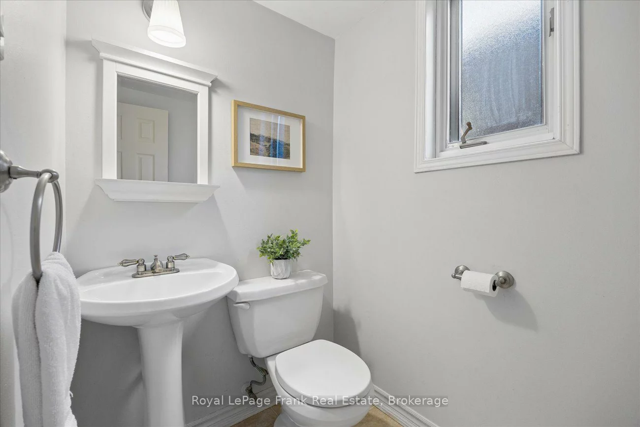 2, Rosswood, Bendale, Toronto