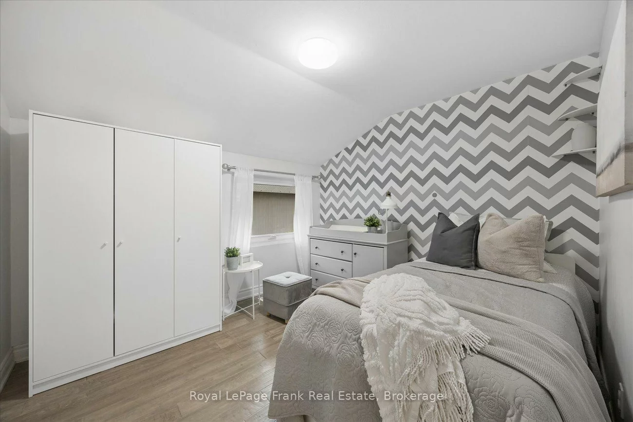 2, Rosswood, Bendale, Toronto