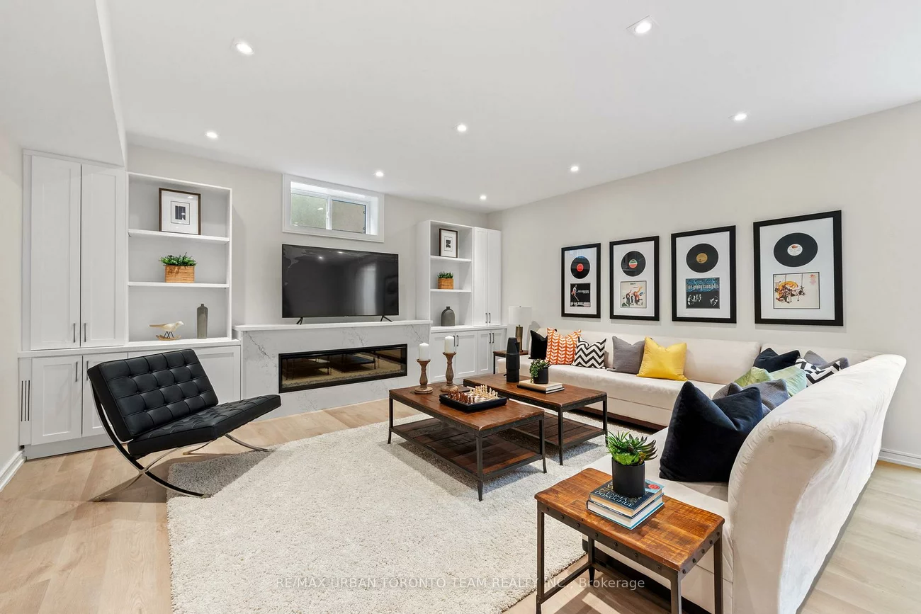 4, Drake, Cliffcrest, Toronto