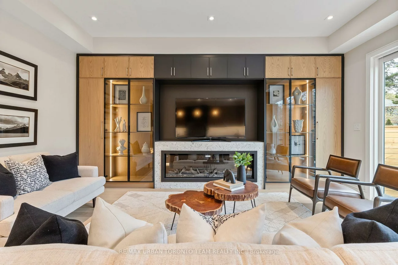 4, Drake, Cliffcrest, Toronto