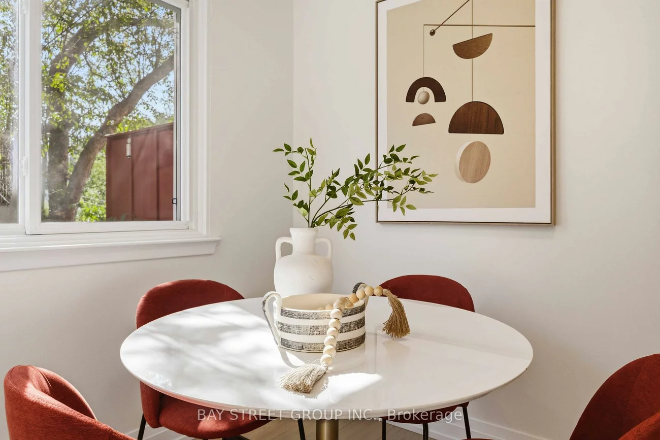 115, Bergen, Dorset Park, Toronto