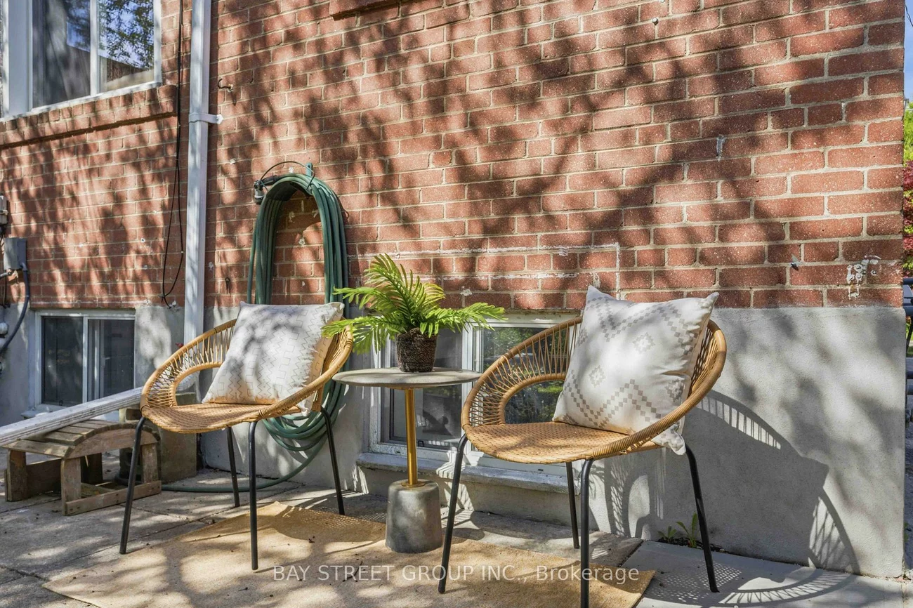 115, Bergen, Dorset Park, Toronto