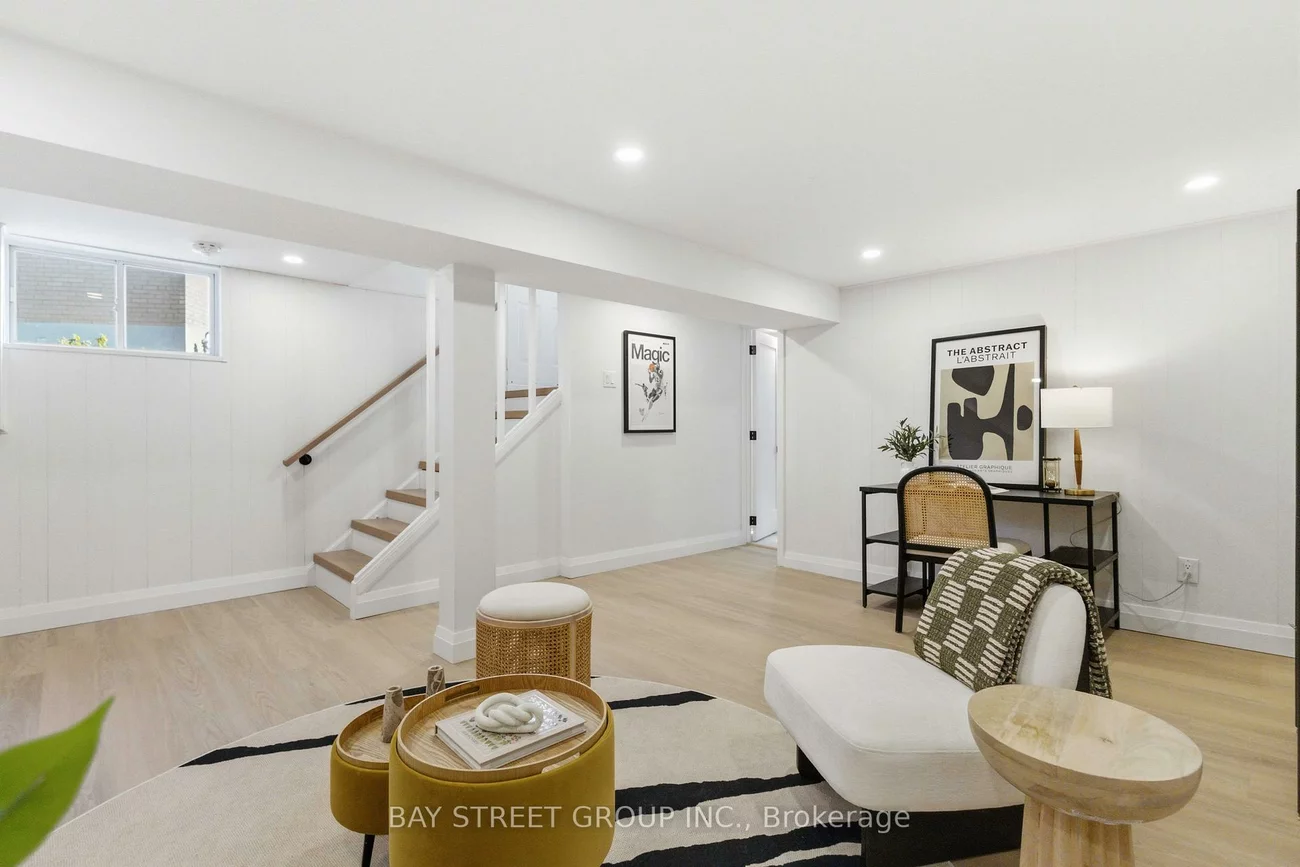 115, Bergen, Dorset Park, Toronto