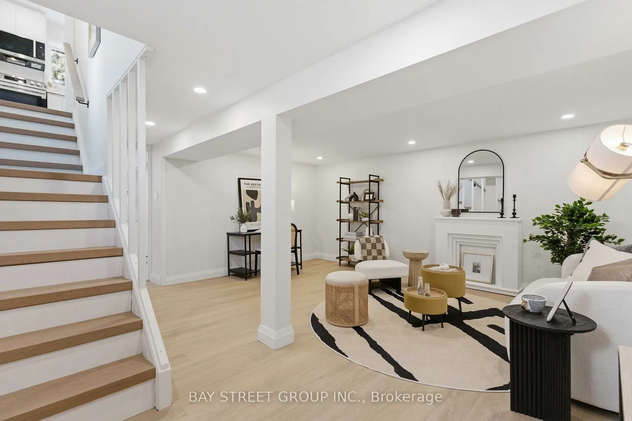 115, Bergen, Dorset Park, Toronto