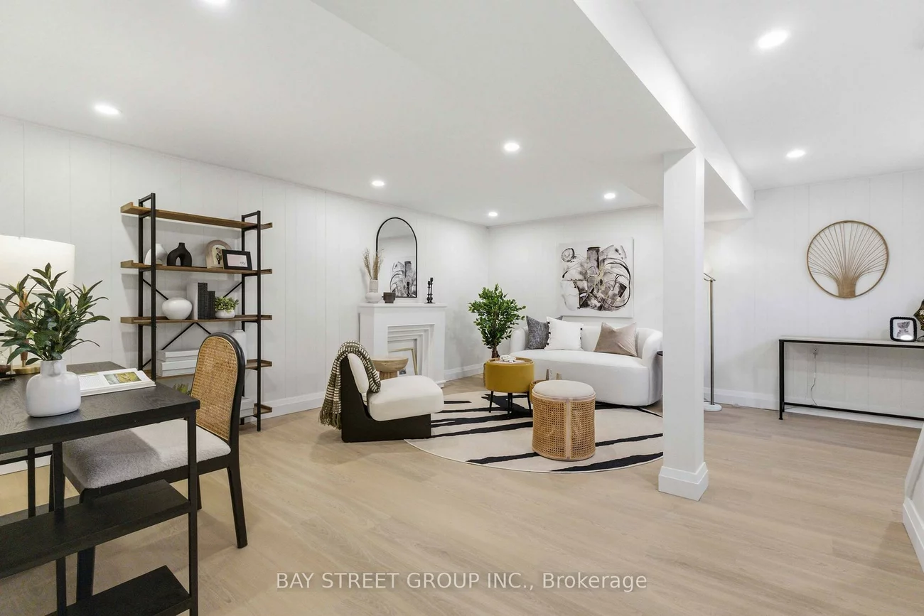 115, Bergen, Dorset Park, Toronto