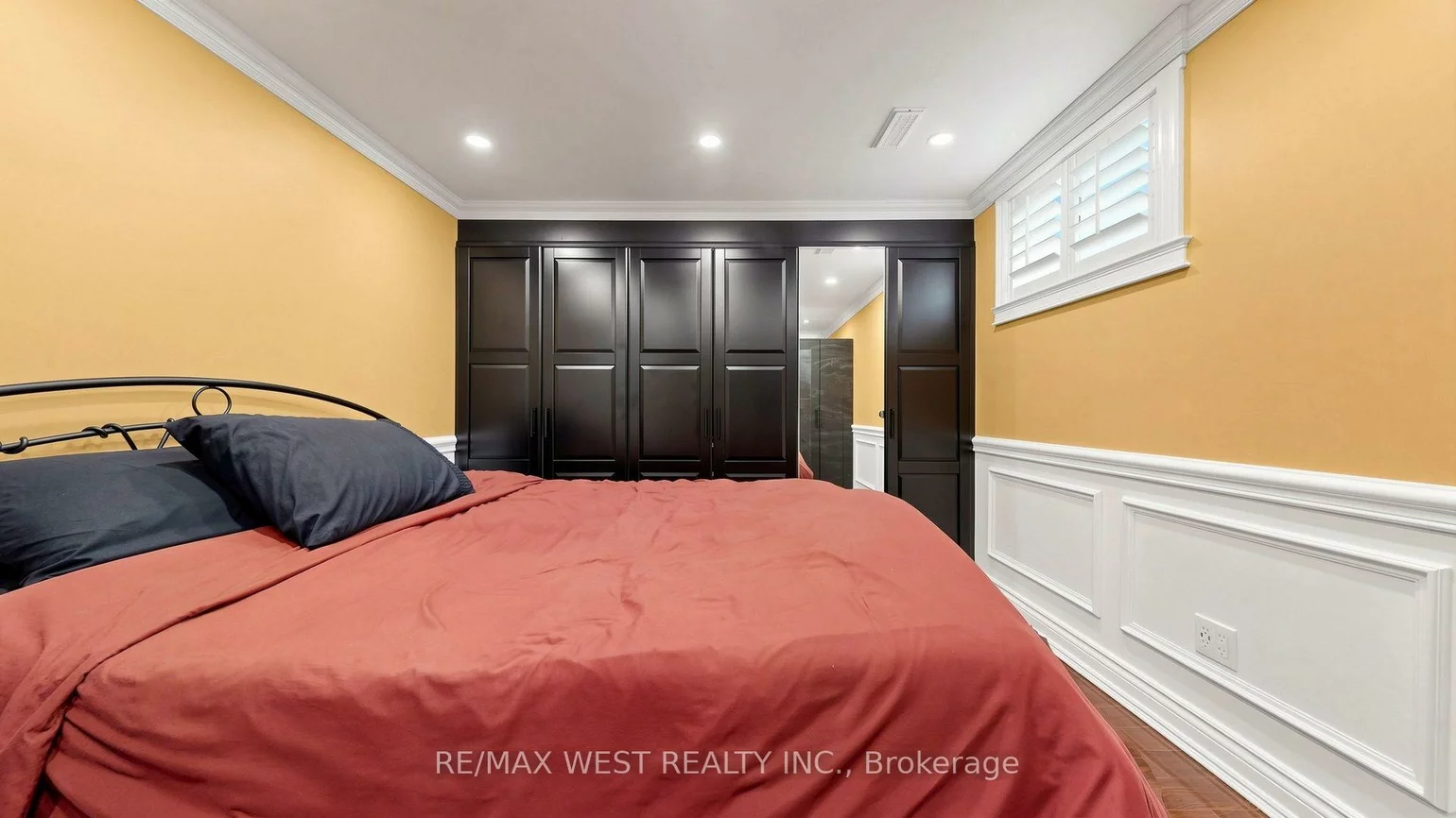 555, McCowan, Bendale, Toronto