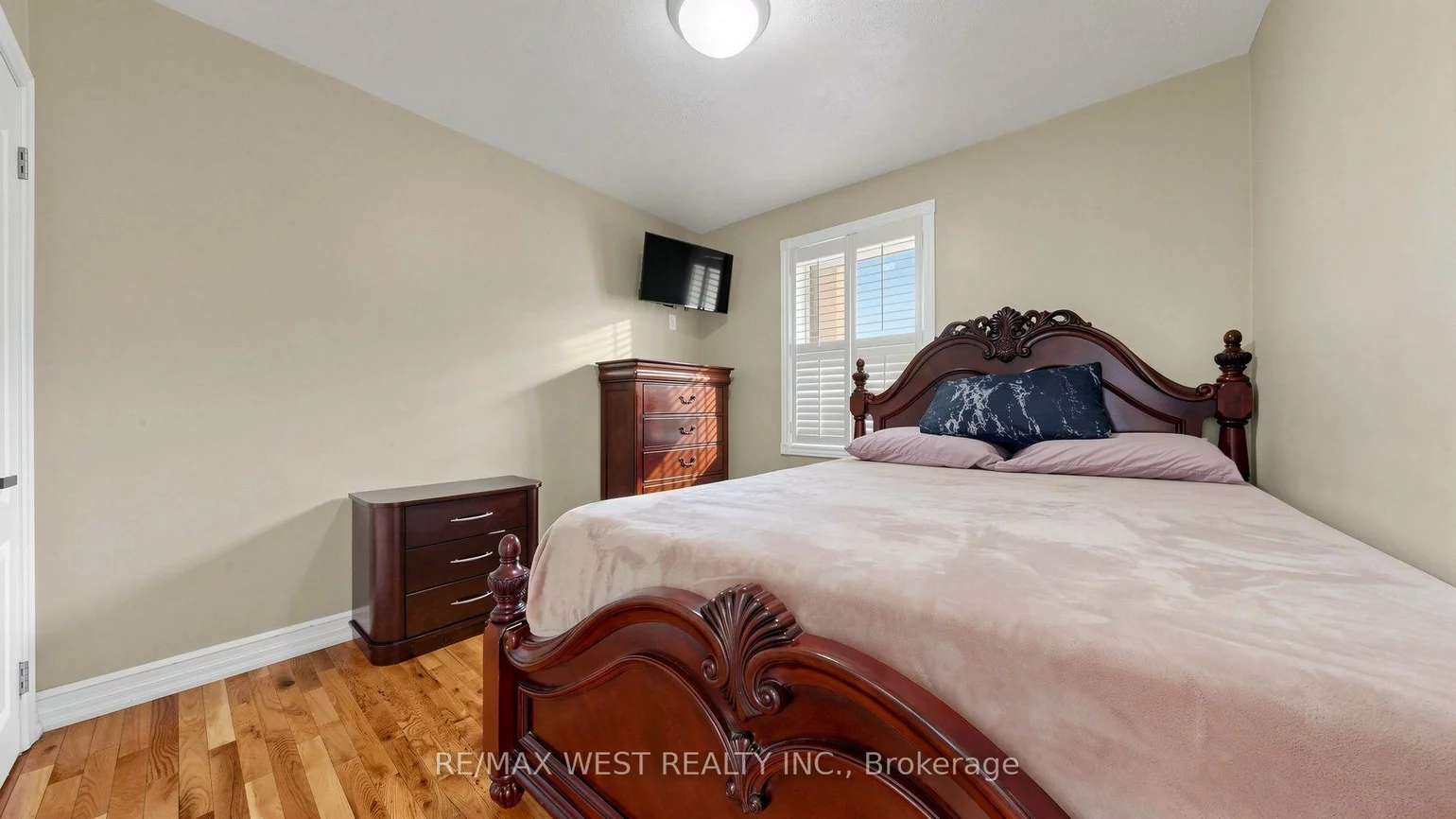 555, McCowan, Bendale, Toronto