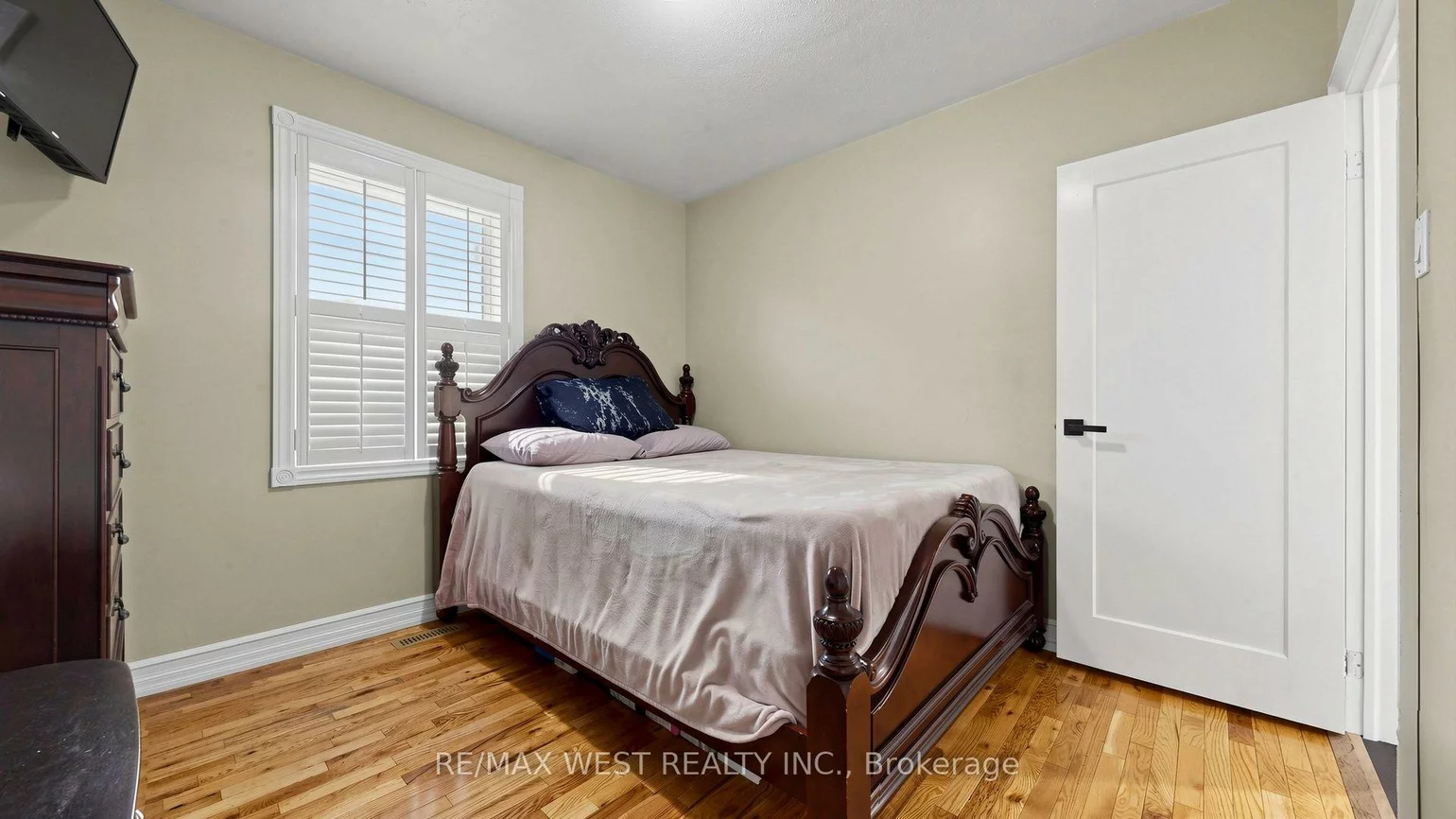 555, McCowan, Bendale, Toronto