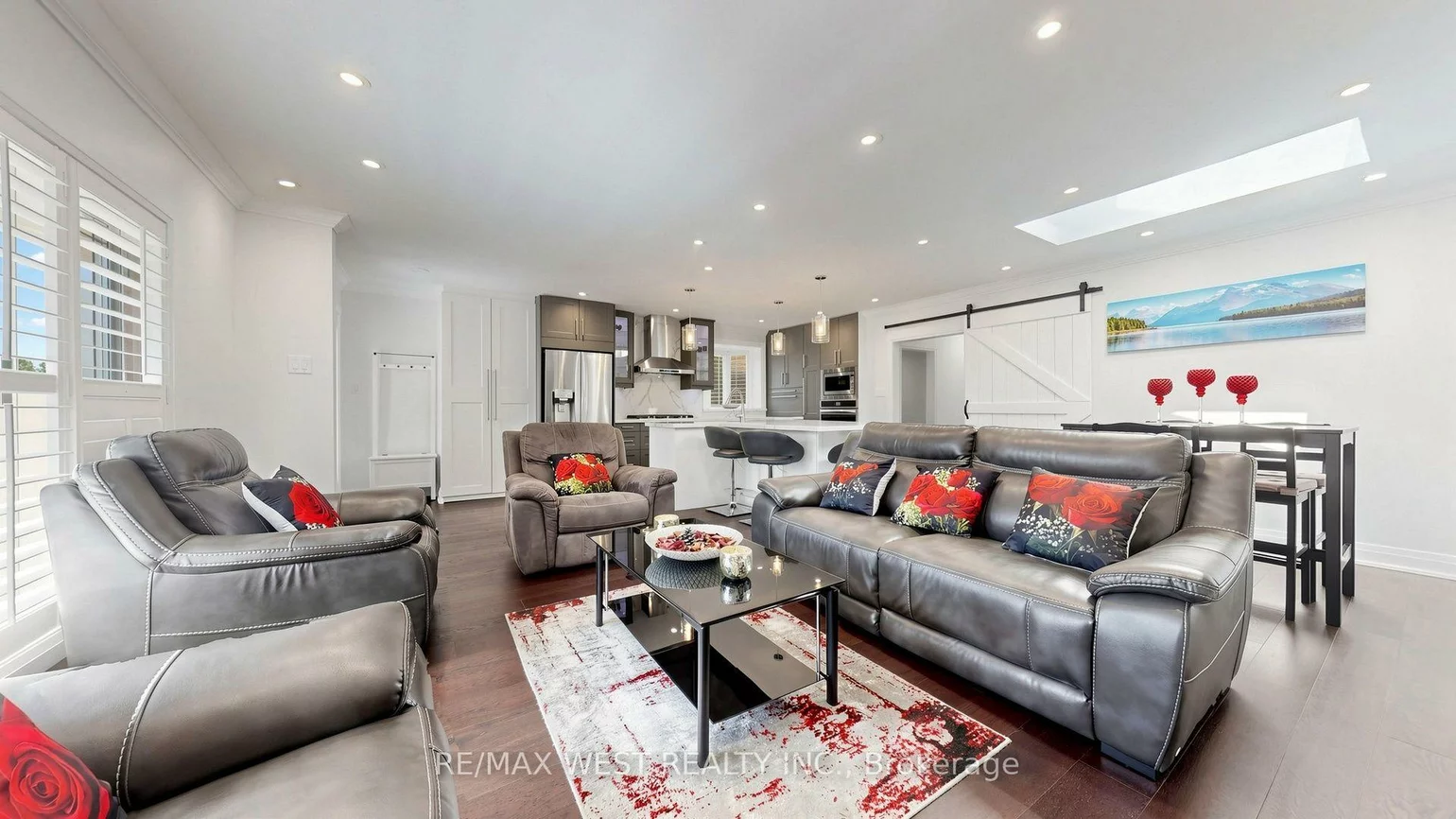 555, McCowan, Bendale, Toronto