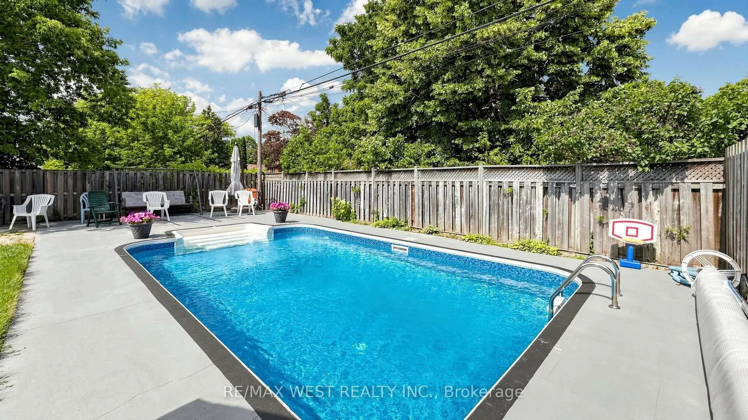 555, McCowan, Bendale, Toronto