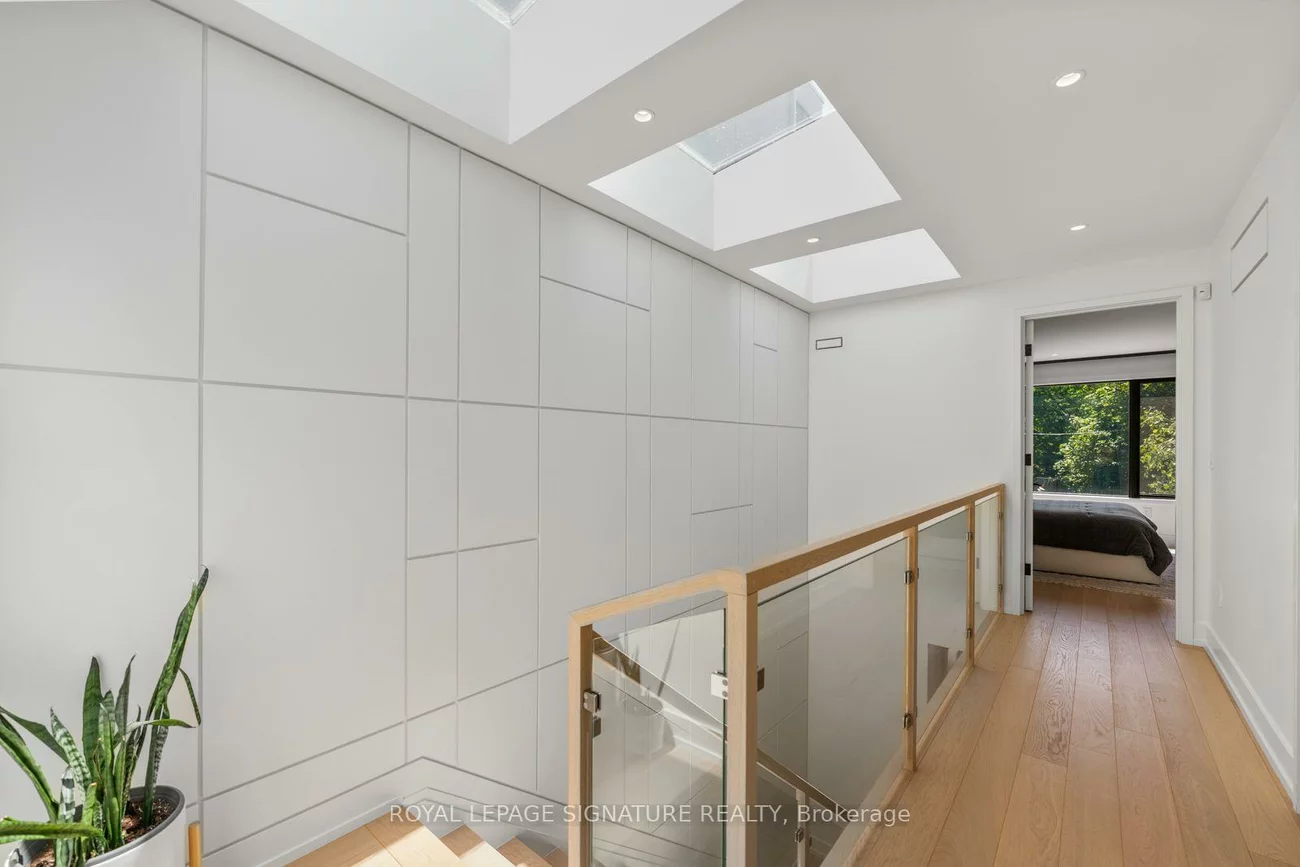 20, Duart Park, The Beaches, Toronto