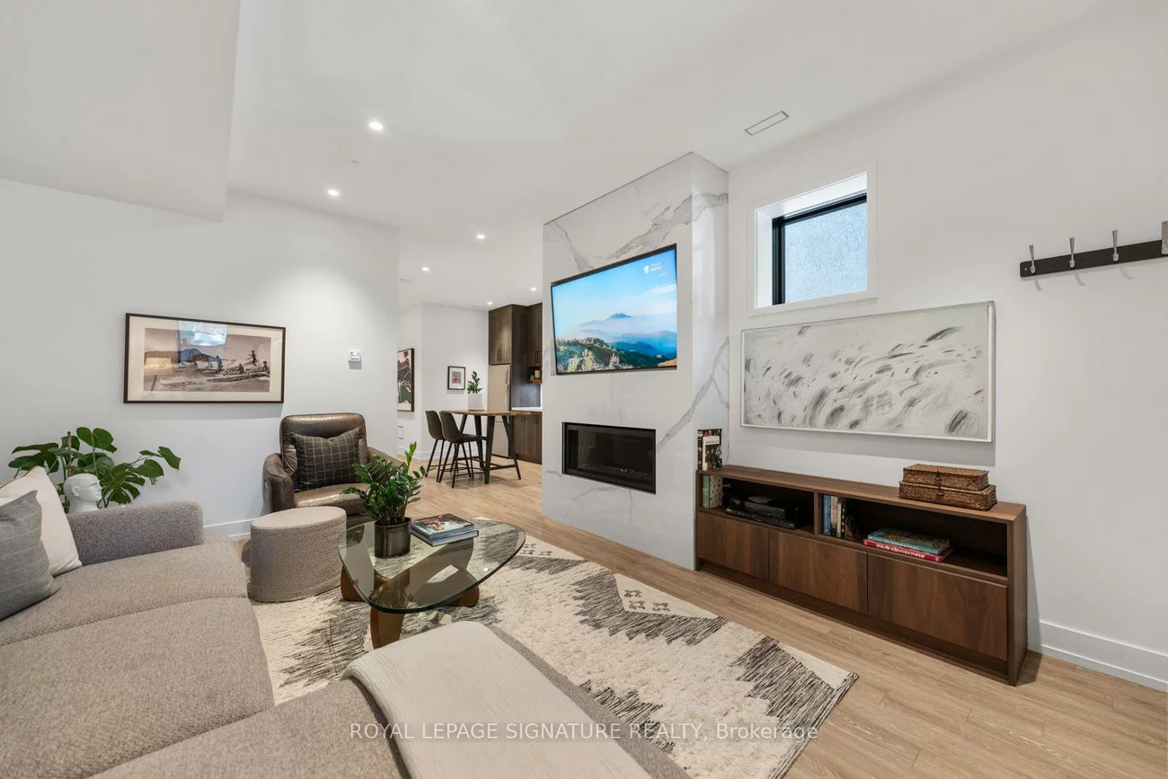 20, Duart Park, The Beaches, Toronto