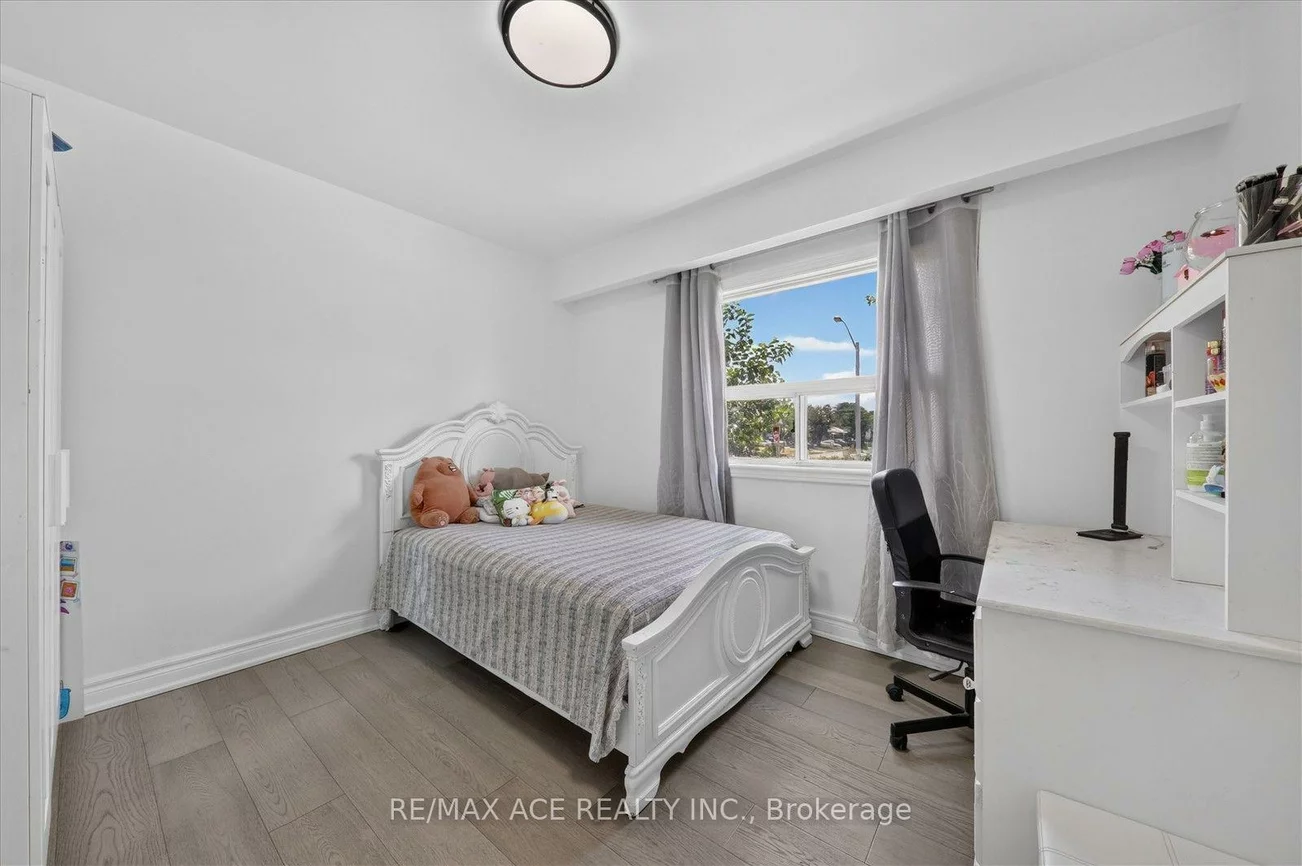 60, Chillery, Eglinton East, Toronto