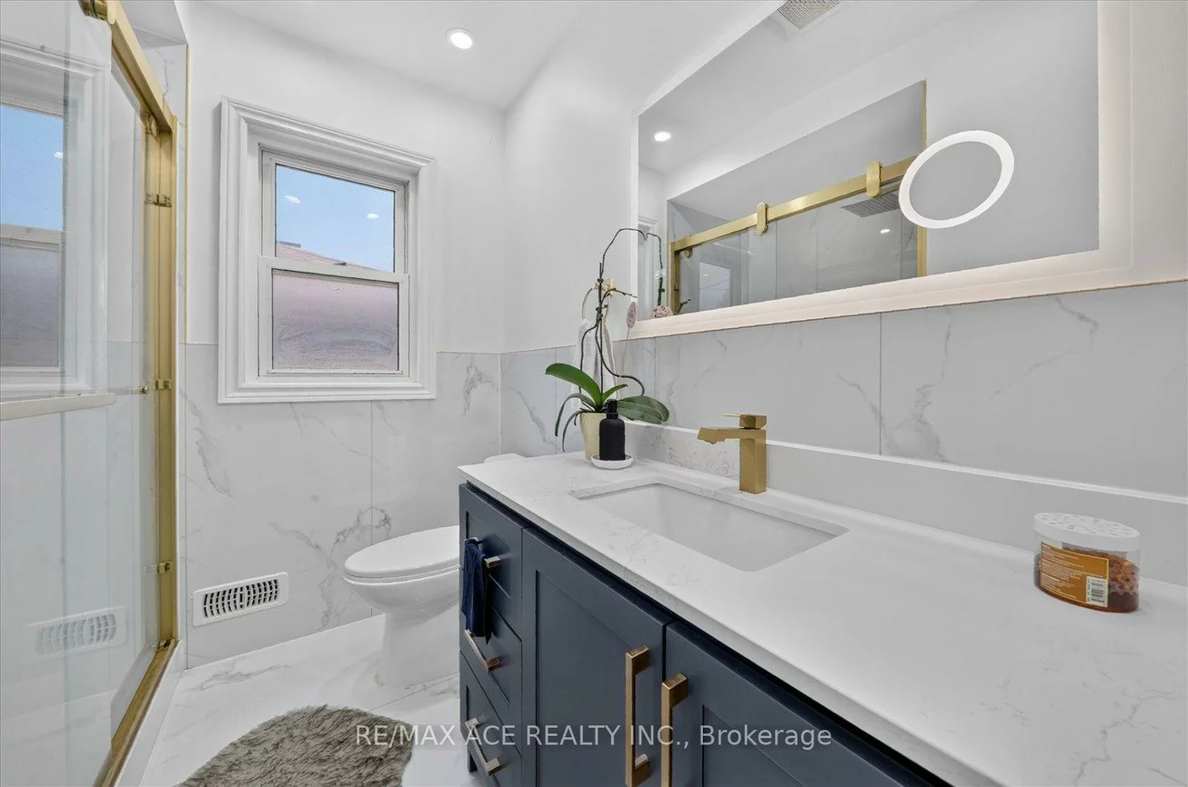 60, Chillery, Eglinton East, Toronto