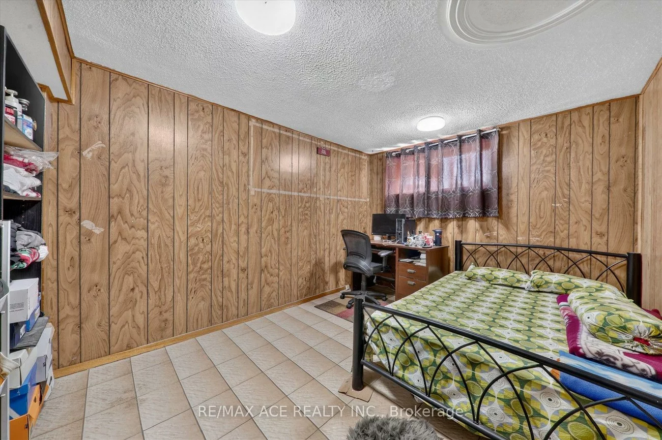 60, Chillery, Eglinton East, Toronto