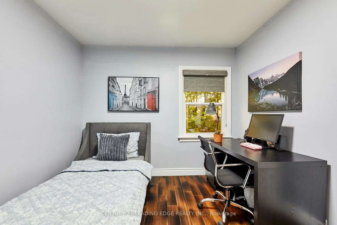 16, McCowan, Cliffcrest, Toronto