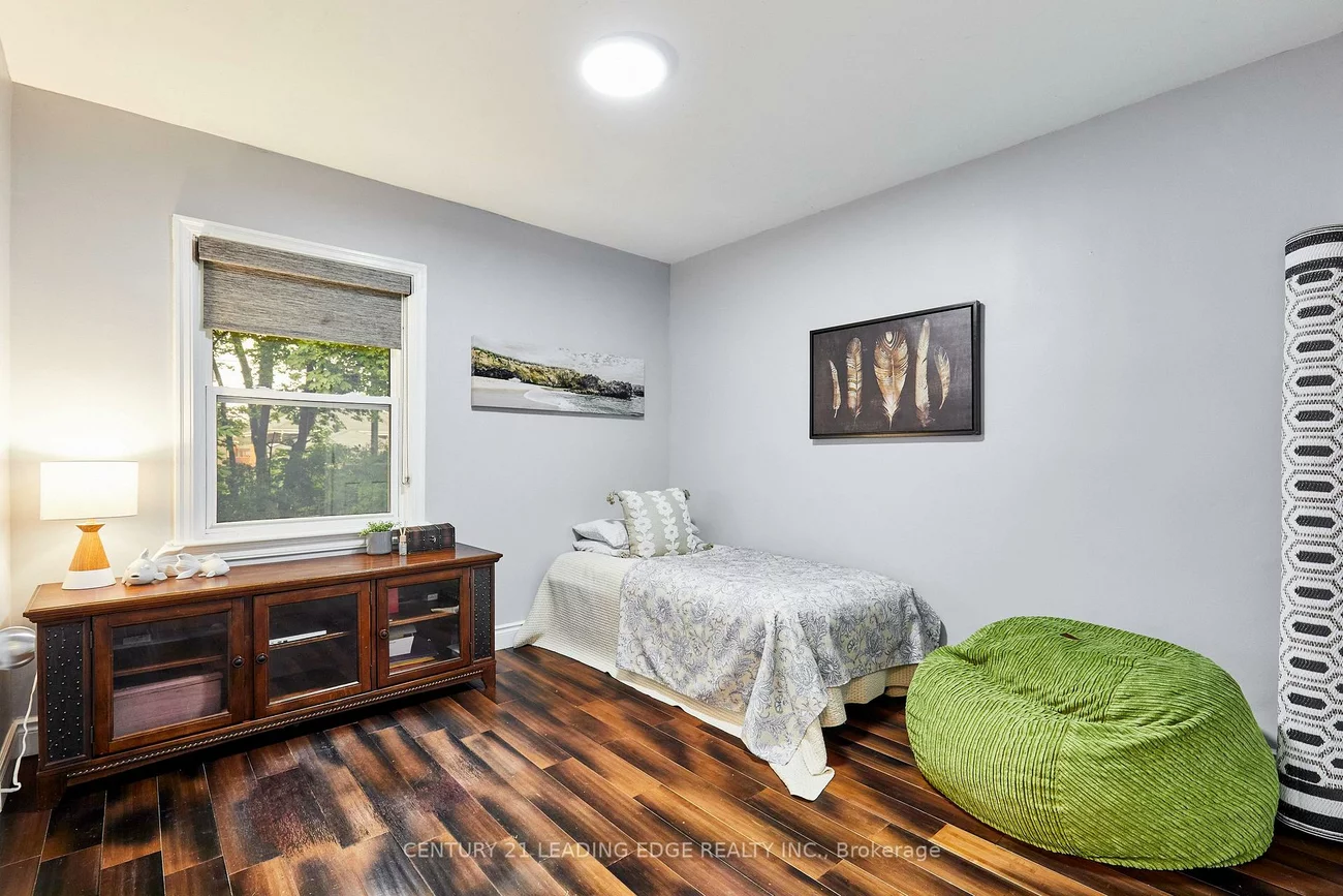 16, McCowan, Cliffcrest, Toronto