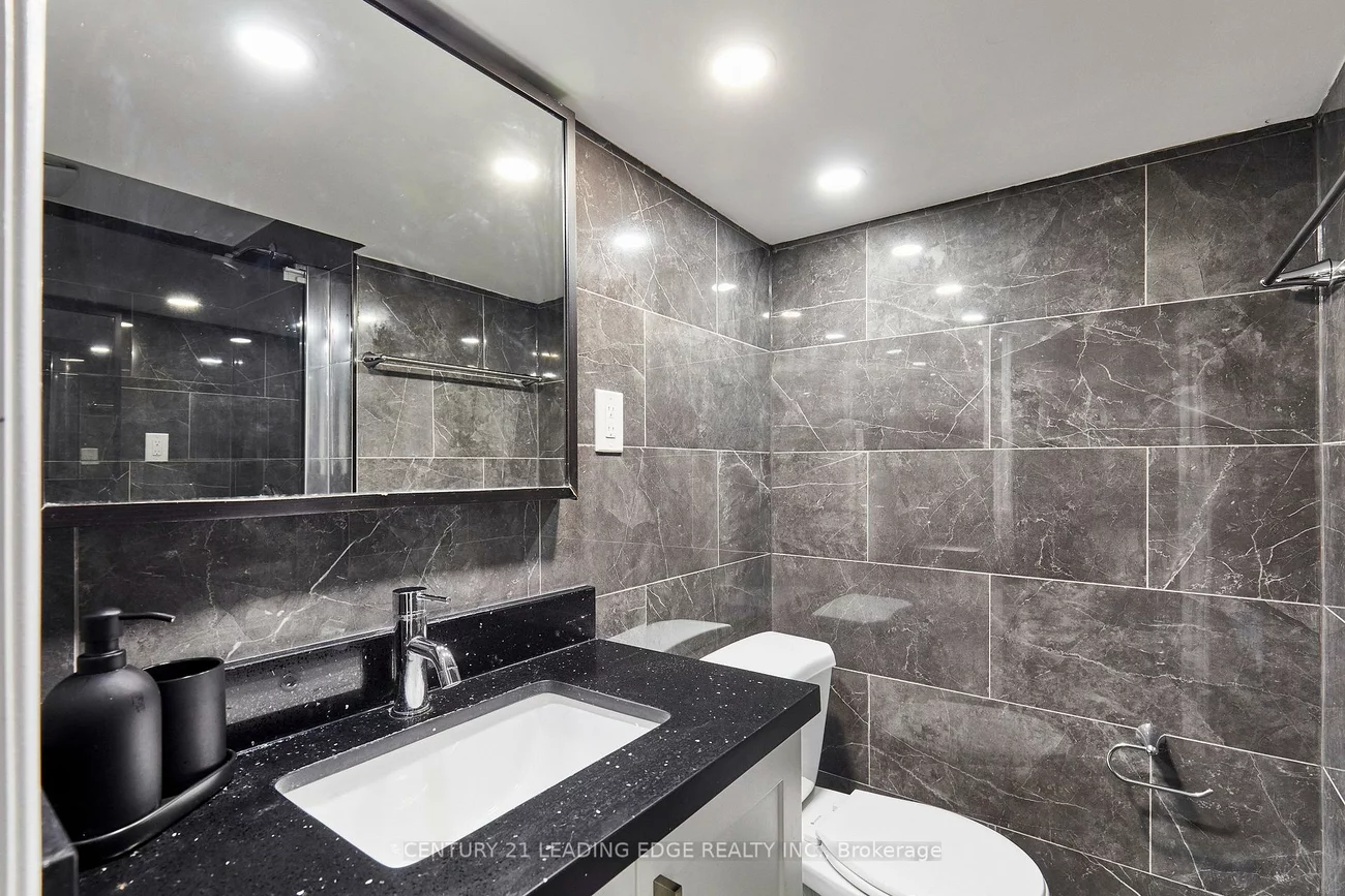 16, McCowan, Cliffcrest, Toronto
