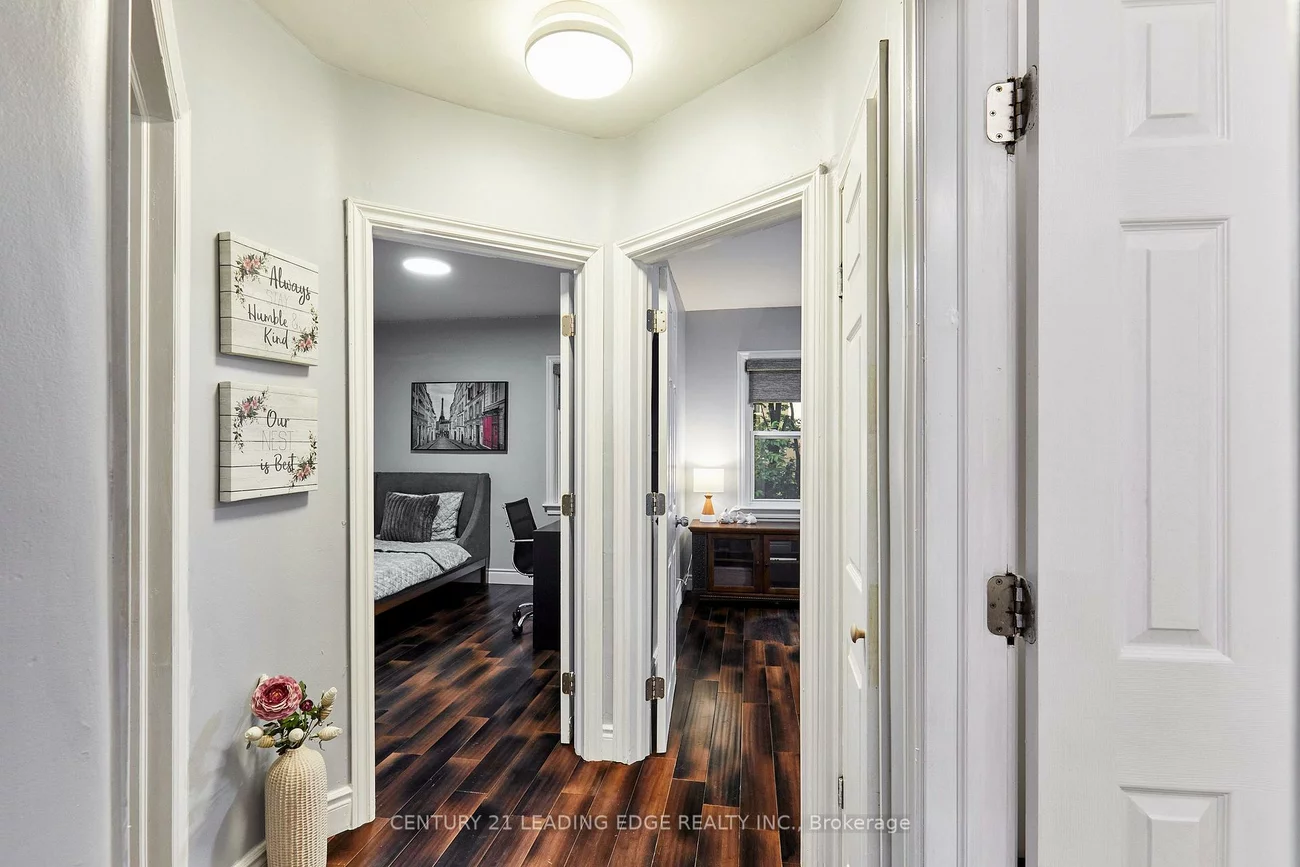 16, McCowan, Cliffcrest, Toronto