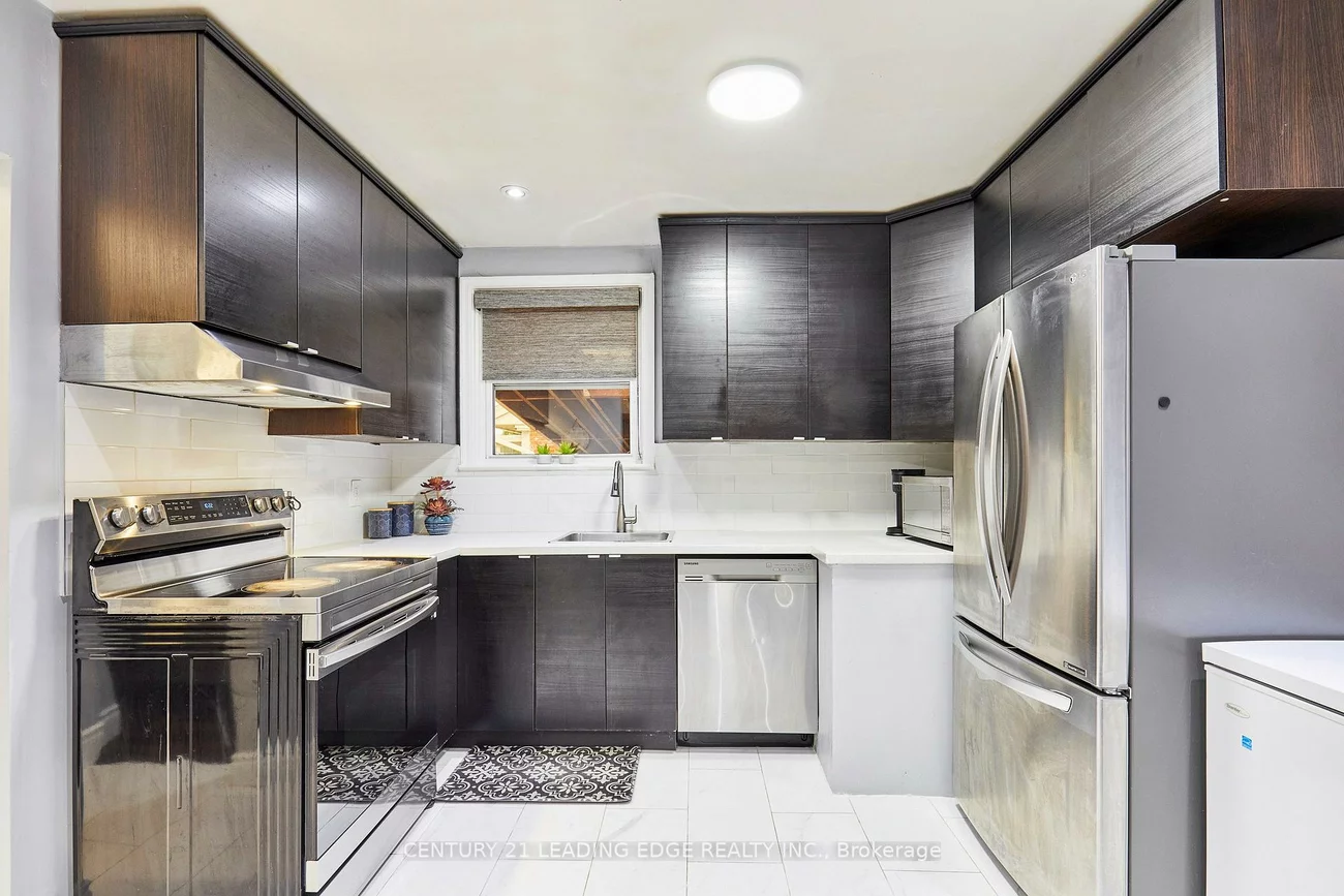 16, McCowan, Cliffcrest, Toronto