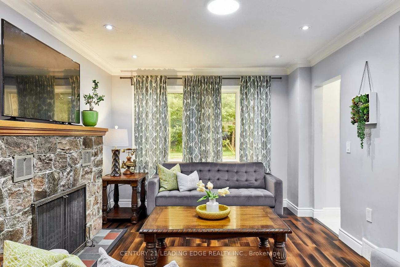 16, McCowan, Cliffcrest, Toronto