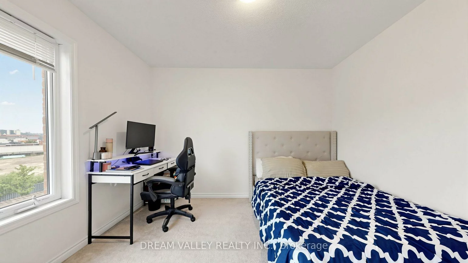 138, Cleanside, Clairlea-Birchmount, Toronto