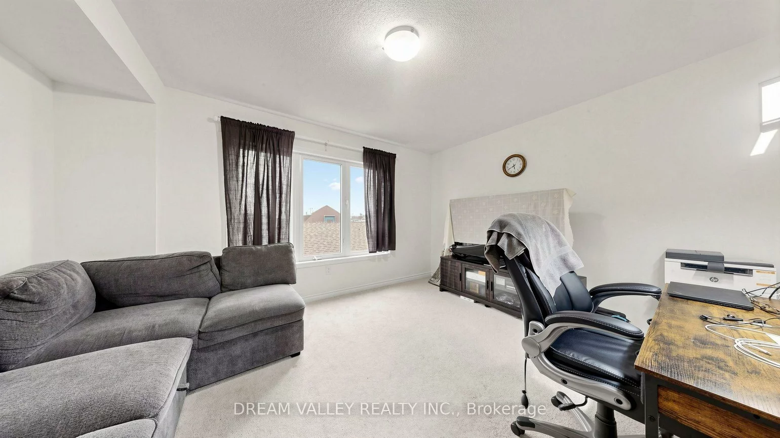 138, Cleanside, Clairlea-Birchmount, Toronto