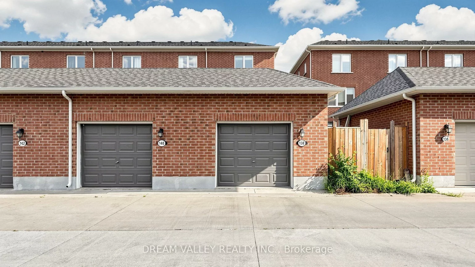 138, Cleanside, Clairlea-Birchmount, Toronto