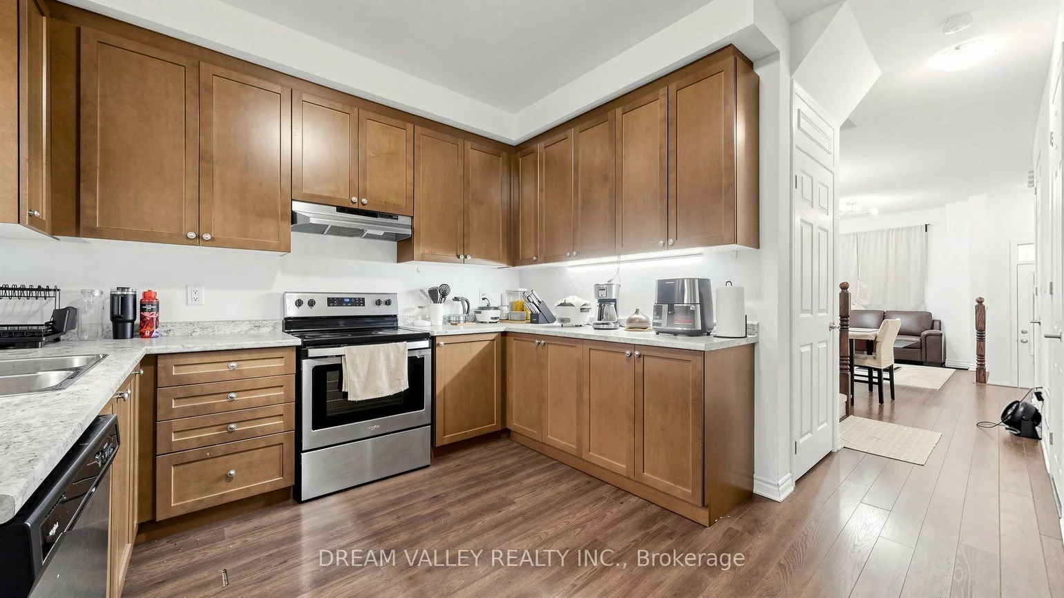 138, Cleanside, Clairlea-Birchmount, Toronto