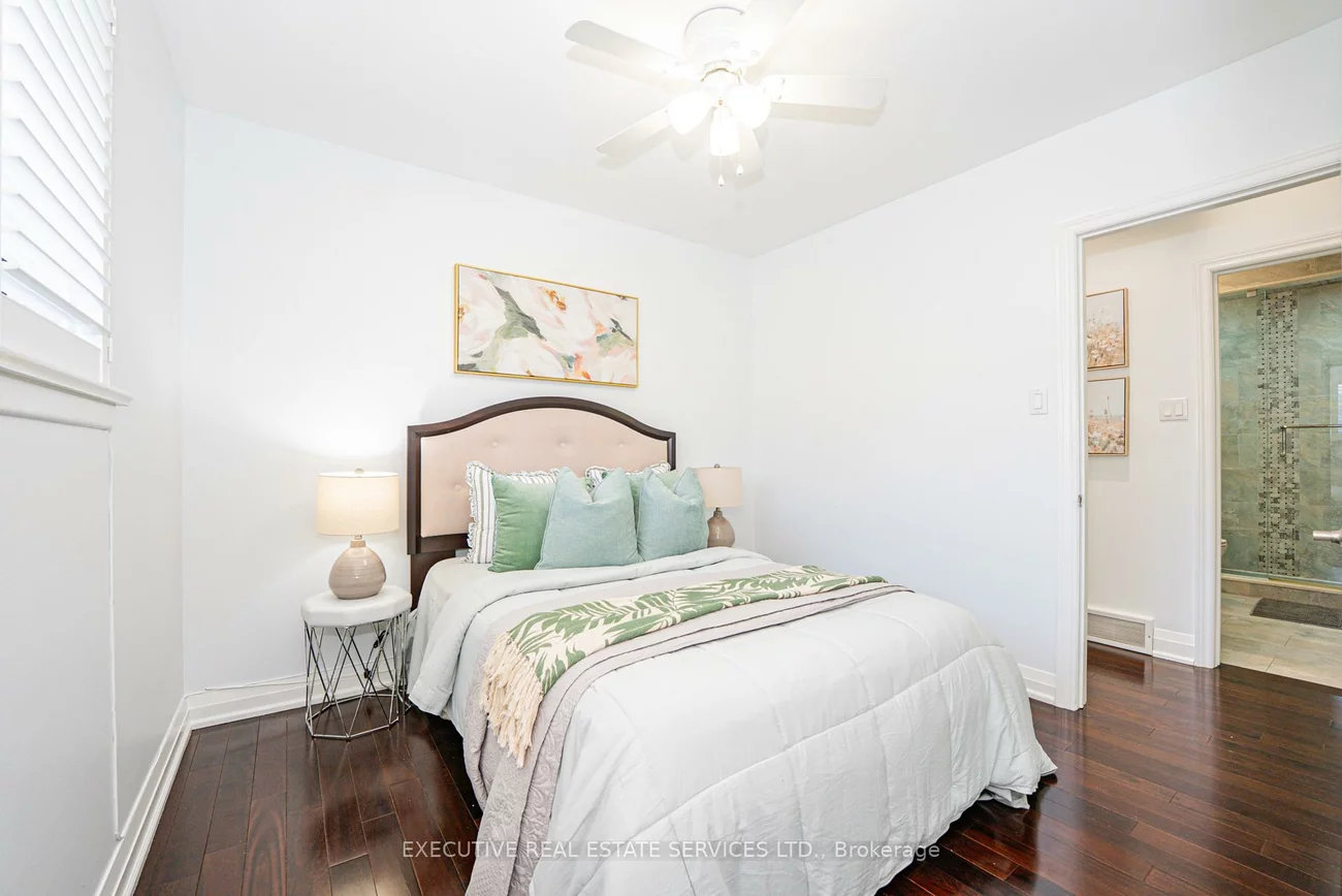 37, Ravenview, West Hill, Toronto