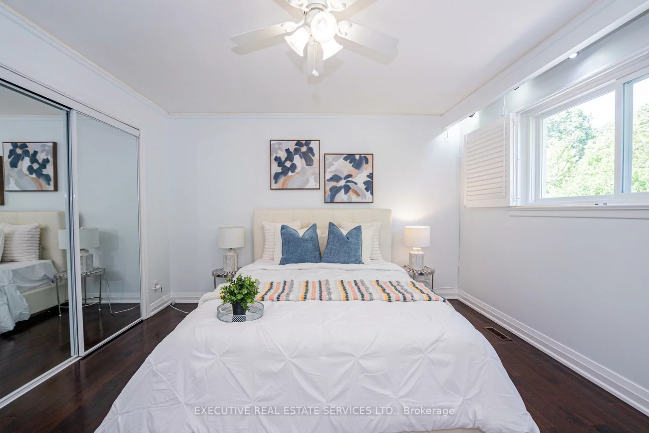 37, Ravenview, West Hill, Toronto