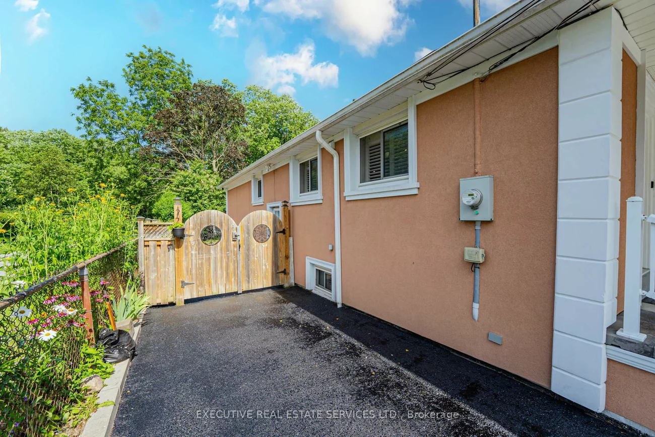 37, Ravenview, West Hill, Toronto