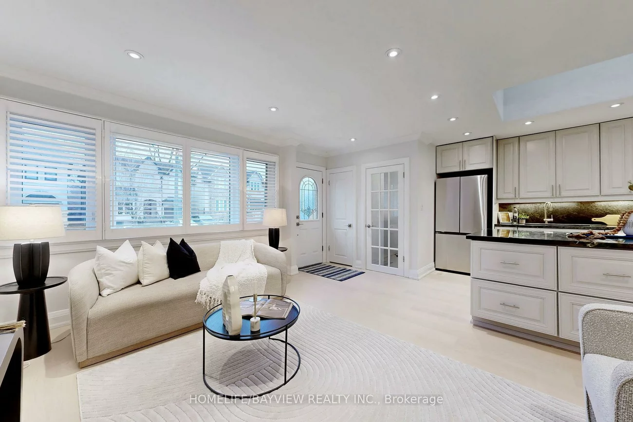 1607, Woodbine Heights, O'Connor-Parkview, Toronto