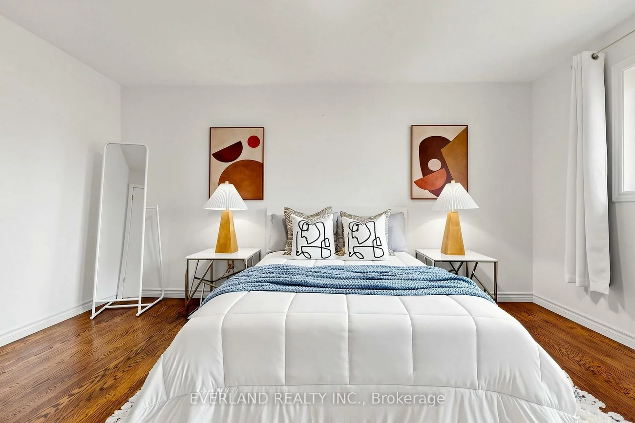 38, Six Nations, Woburn, Toronto