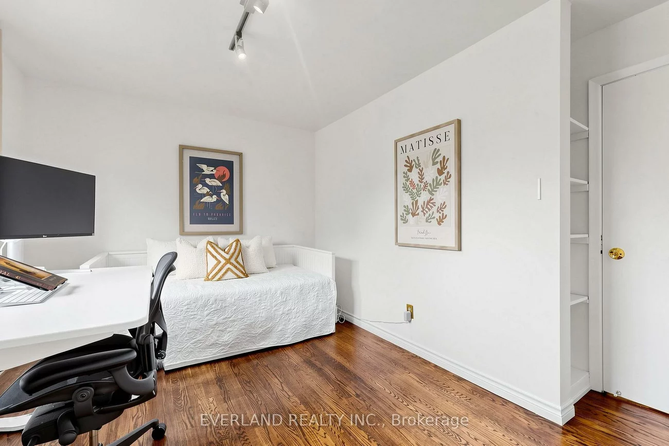 38, Six Nations, Woburn, Toronto