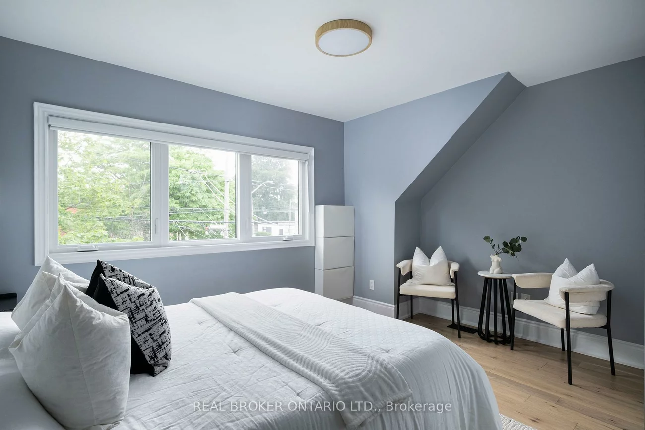 37, Gledhill, Woodbine-Lumsden, Toronto