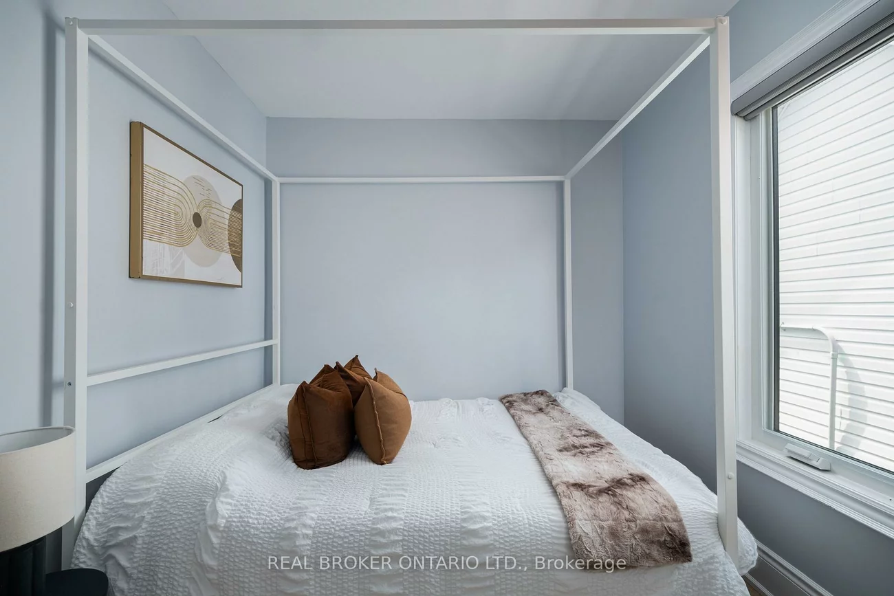 37, Gledhill, Woodbine-Lumsden, Toronto
