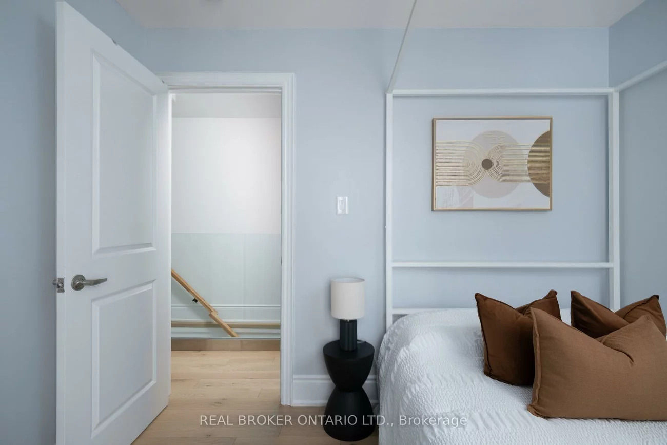 37, Gledhill, Woodbine-Lumsden, Toronto