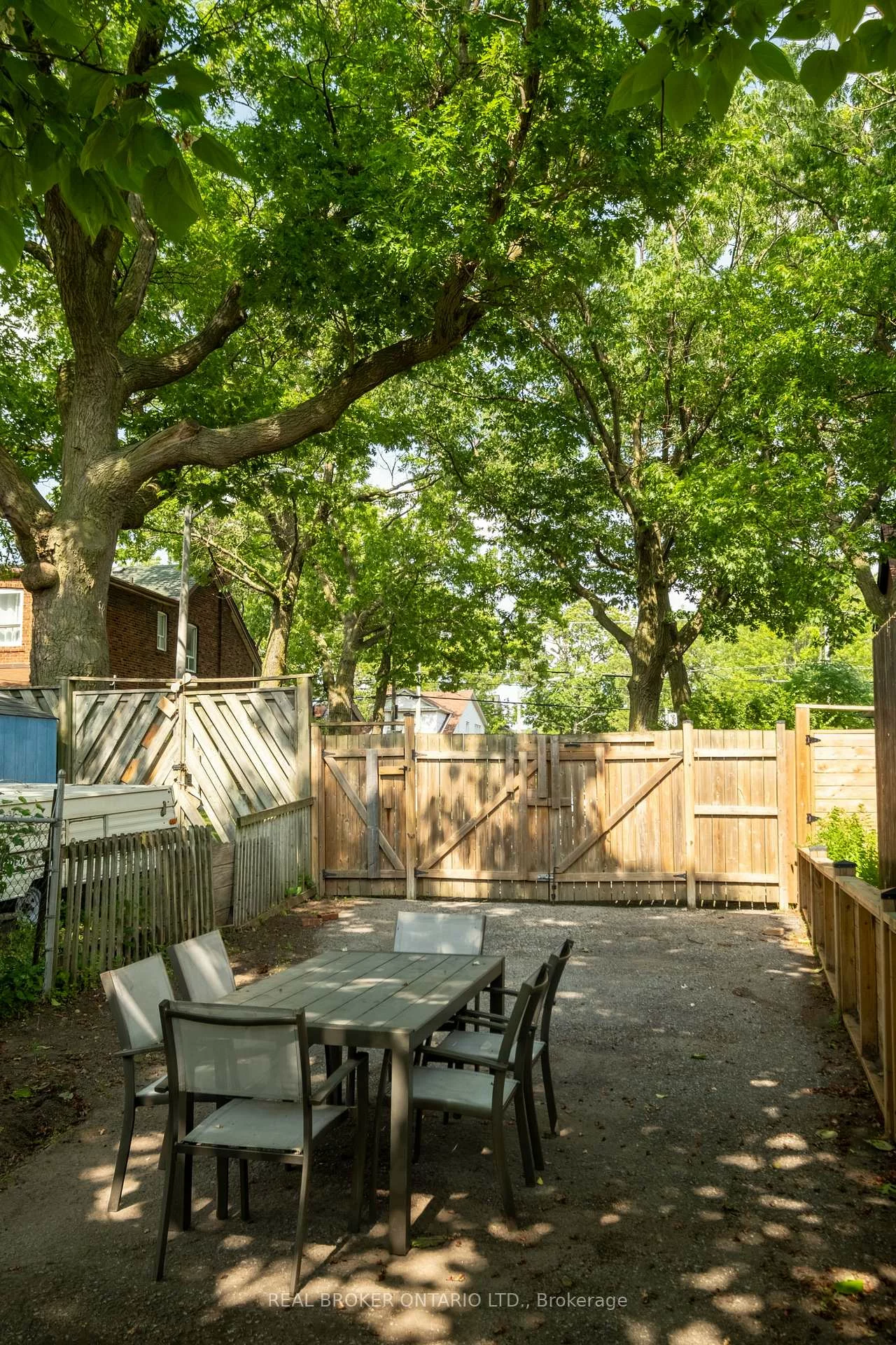 37, Gledhill, Woodbine-Lumsden, Toronto