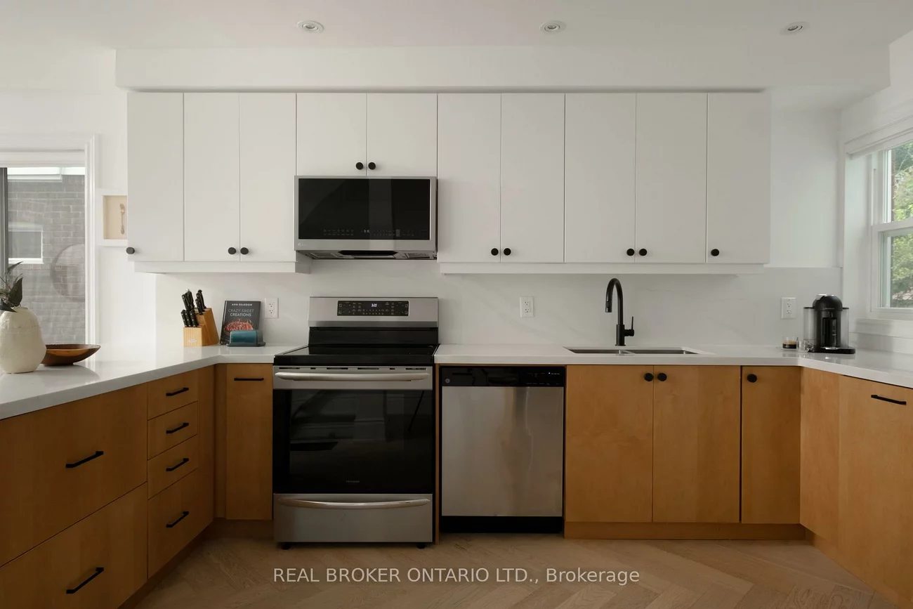 37, Gledhill, Woodbine-Lumsden, Toronto