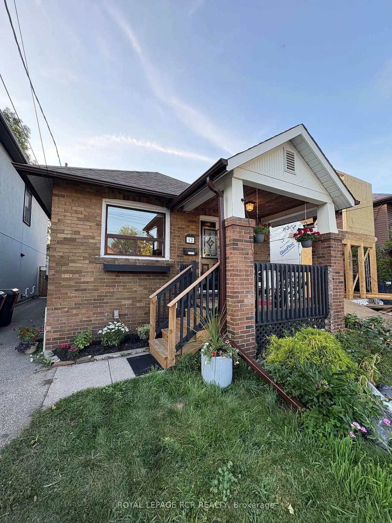 12, Orley, Woodbine-Lumsden, Toronto